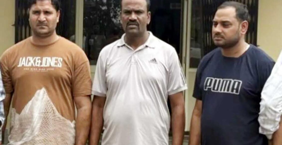 Anti Corruption Bureau caught three policemen taking bribe in Faridabad