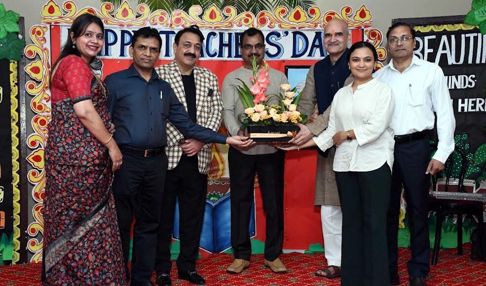 Teachers' Day was celebrated with joy in Aggarwal College, Ballabhgarh