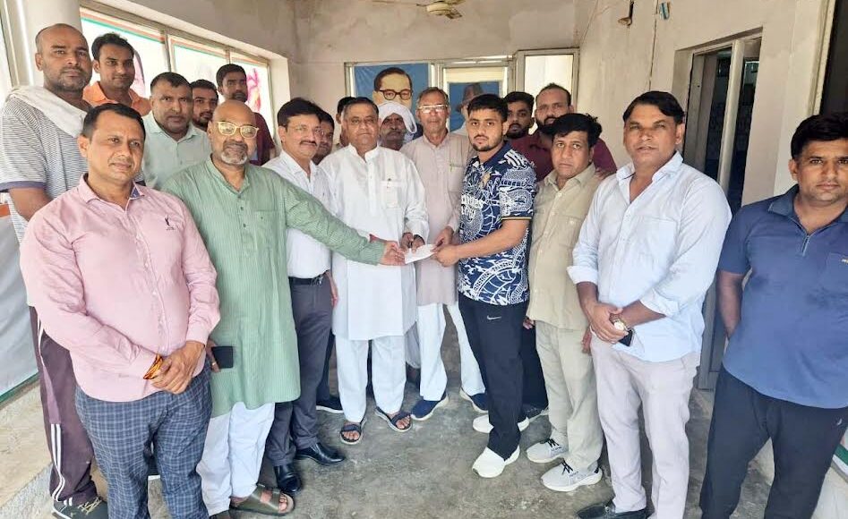 Pali Crusher Zone team rewarded Pali's Kabaddi team