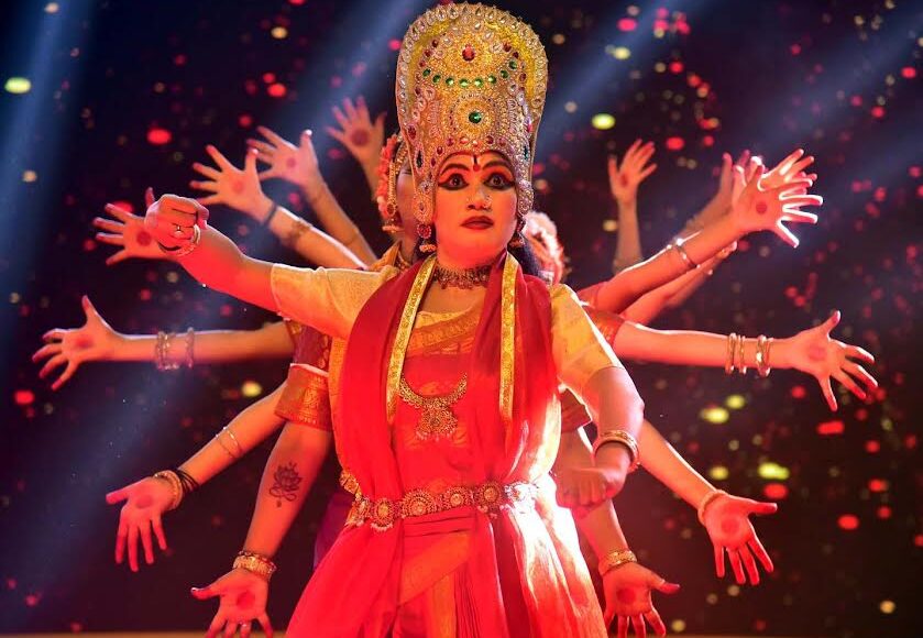 Incarnation of Goddess Shakti at the Self-Reliant India Fair: A grand presentation by Meenu Thakur