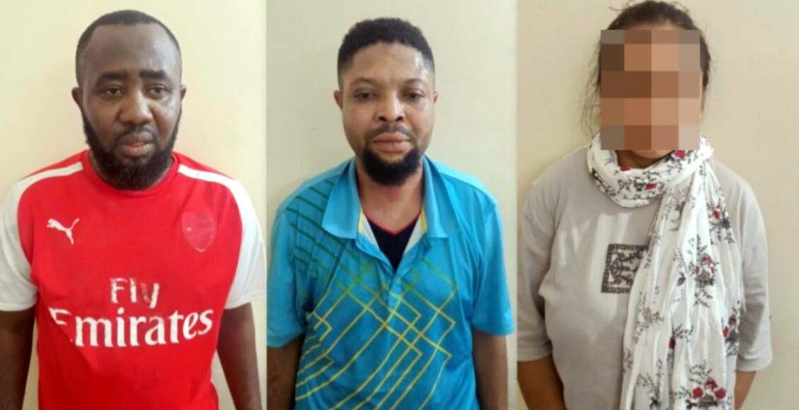 Three people, including two Nigerians, arrested for fraud using the threat of illegal parcels