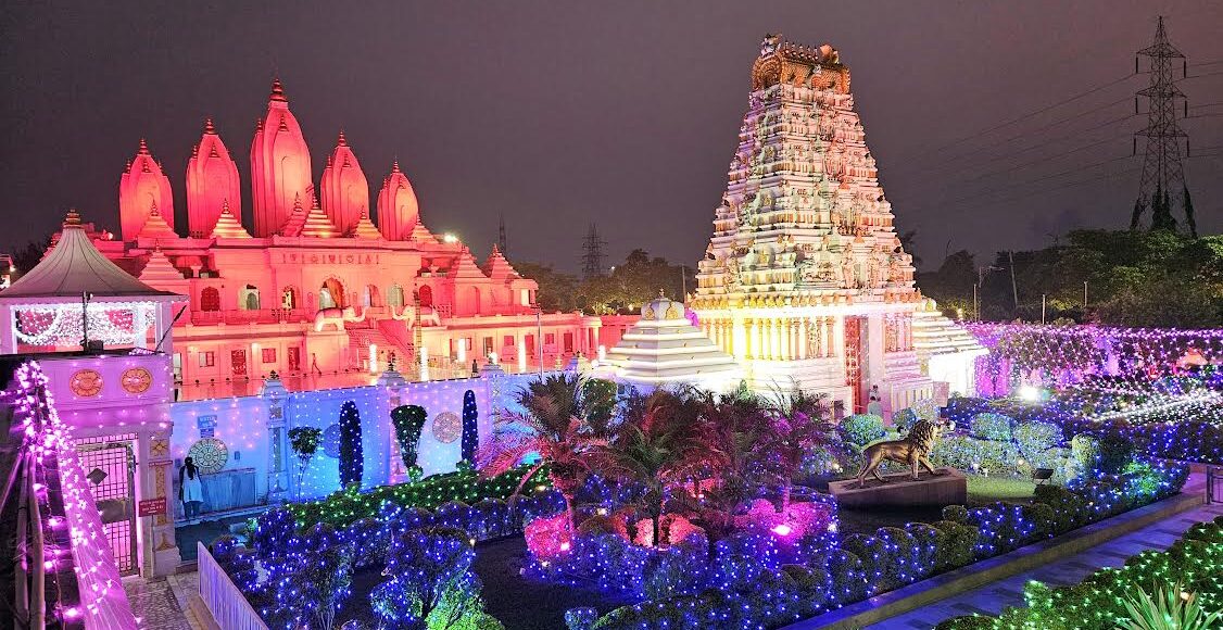 Shri Siddhadata Ashram is decorated for the grand welcome of Goddess Mahalakshmi.