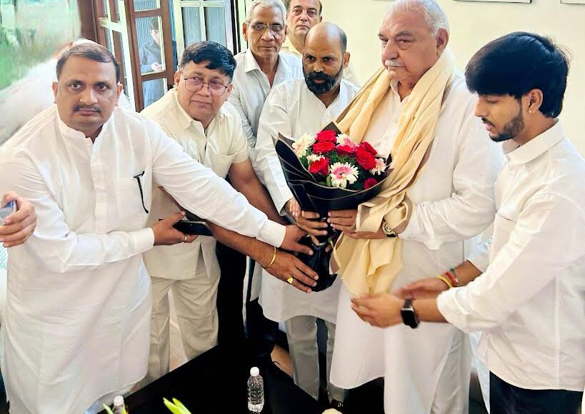 Anil Kumar Netaji welcomed Chaudhary Bhupinder Hooda on becoming the Leader of the Opposition.
