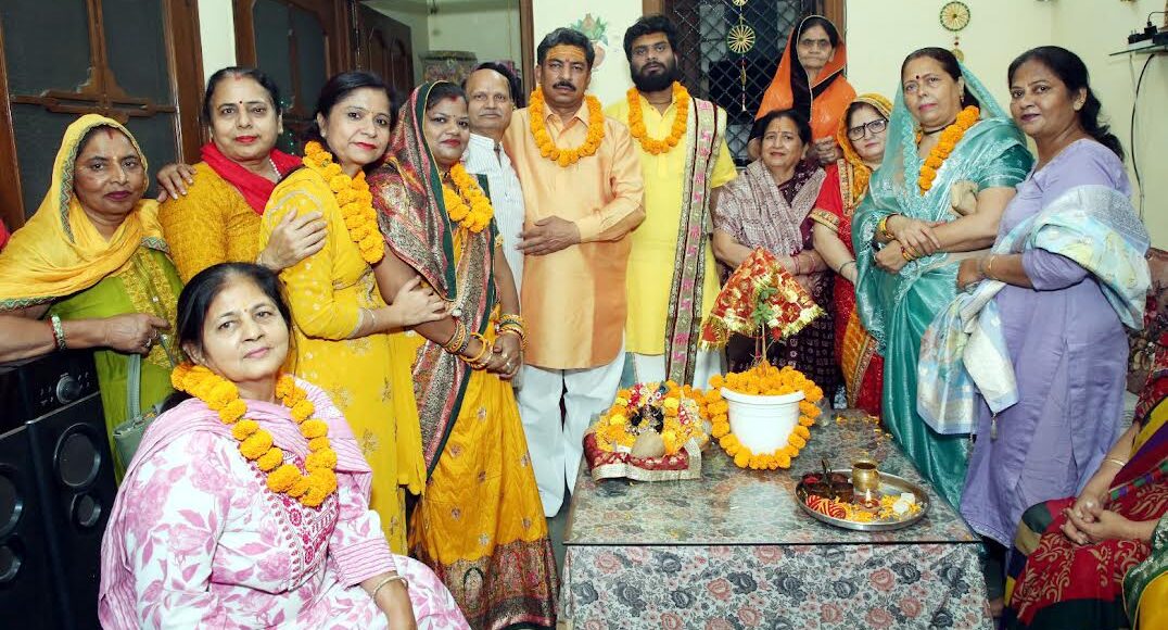 Tulsi marriage was celebrated with great pomp in Shri Mahavir Temple.
