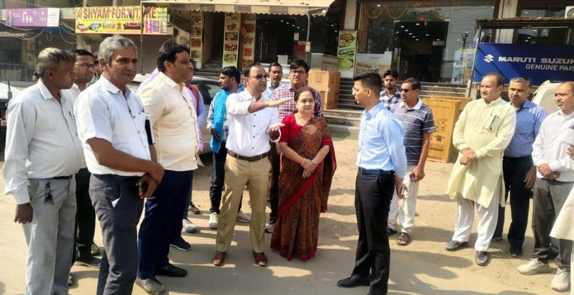 Officials should remove encroachments around Jeevan Nagar Gaunchi drain within a week: Dhirendra Khadgata