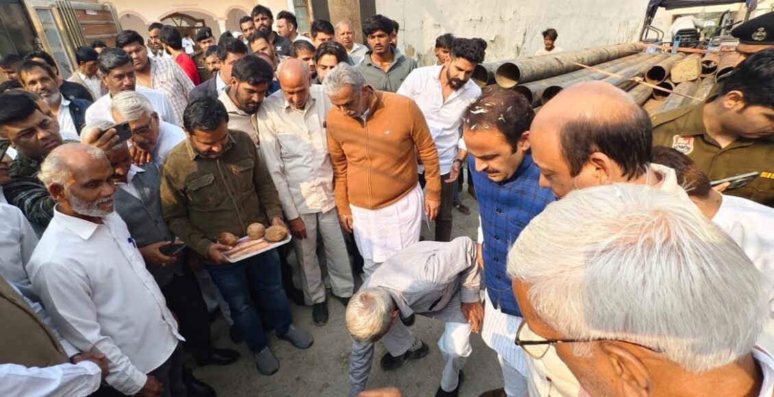 Union Minister of State Gurjar inaugurated tubewell related work in Anangpur-Bhakri village.