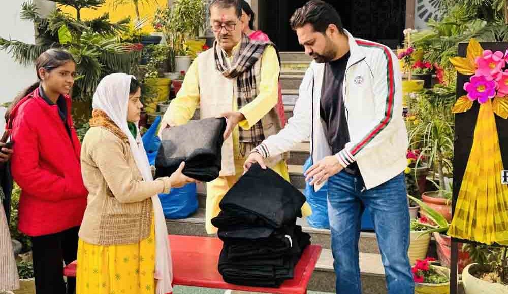 Vidyasagar International School, Sector-2 branch, celebrated its 13th Foundation Day with devotion and a spirit of service.