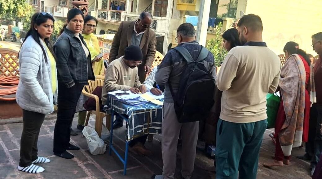 Faridabad Municipal Corporation has set up special camps for water and sewer connections, providing the facility at different locations until December 18th.