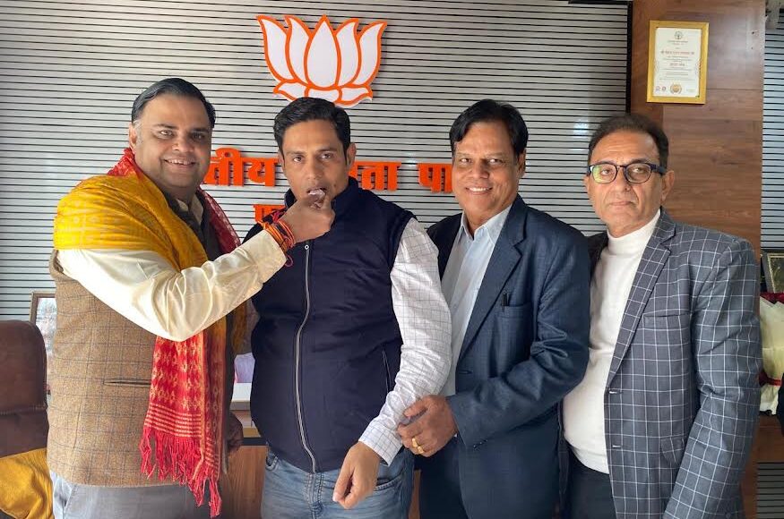 Vimal Khandelwal has been appointed as the district convener of the BJP Faridabad NGO cell.