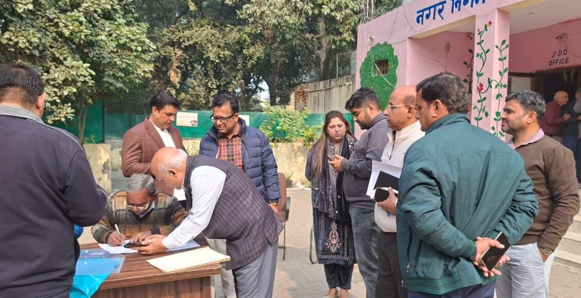 Citizens should take advantage of the water policy and get water and sewer connections soon: Saloni Sharma