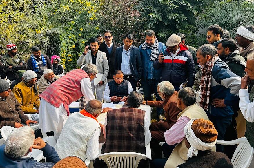 A complaint about the failure to issue property IDs reached Minister Rajesh Nagar's open court.