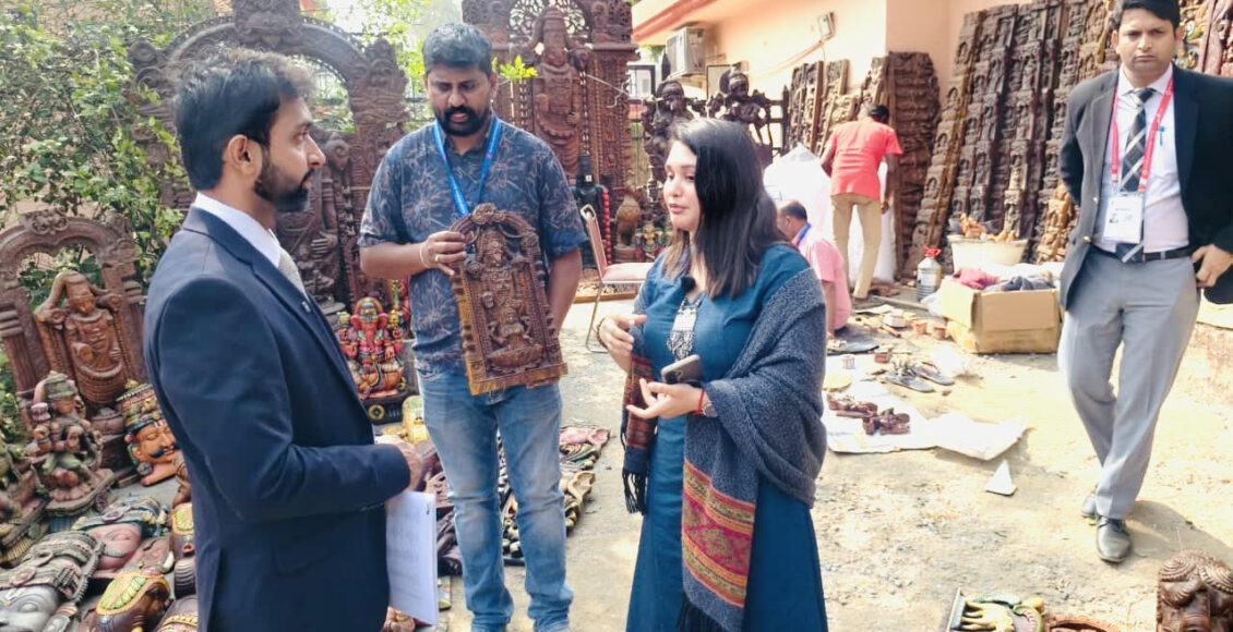 Artists spread the colors of folk culture at Chhoti Chaupal