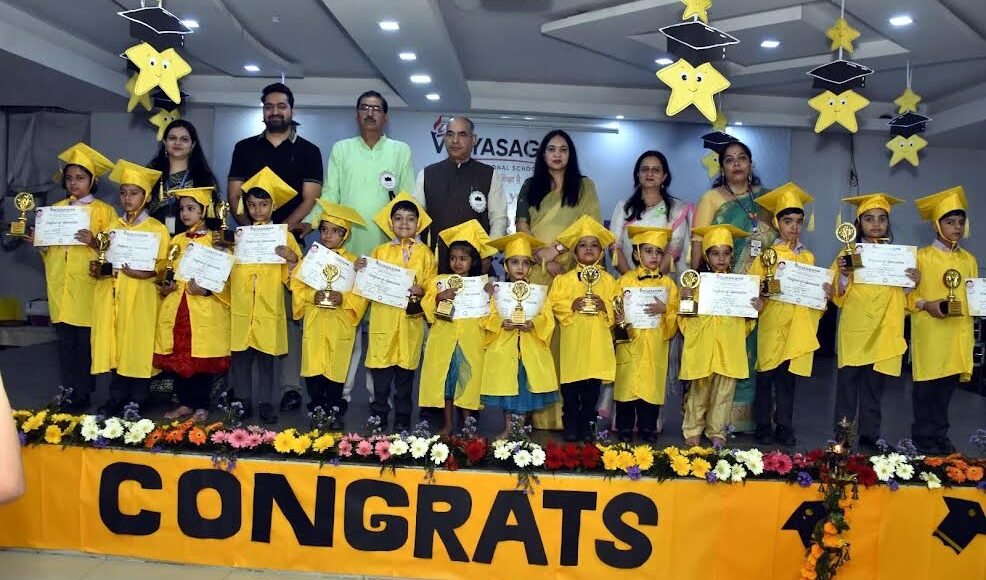 Scholarships encourage children to move ahead: Moolchand Sharma