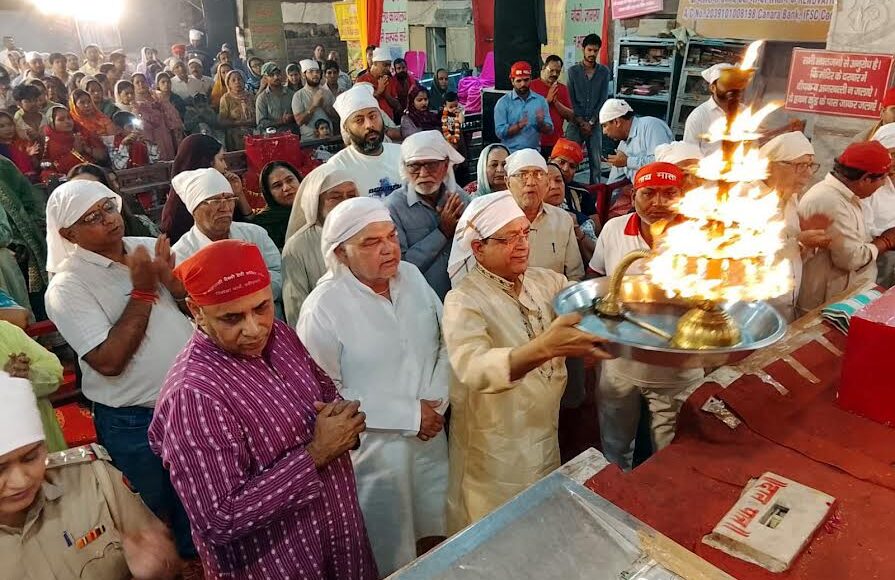 A grand puja of Mata Katyani was held at the Shri Maharani Vaishno Devi Temple, with devotees chanting slogans in praise of the Mother Goddess.