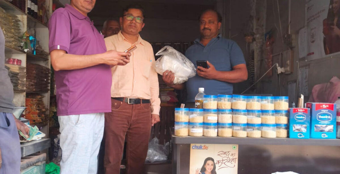 On the instructions of DC Ayush Sinha, the “Say No to Single-Use Plastic” campaign was launched in the district.