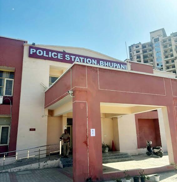 Now you can scan QR code and give feedback at police stations and outposts.