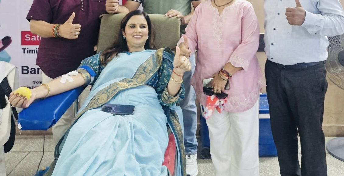 30 blood friends donated blood for children suffering from thalassemia.