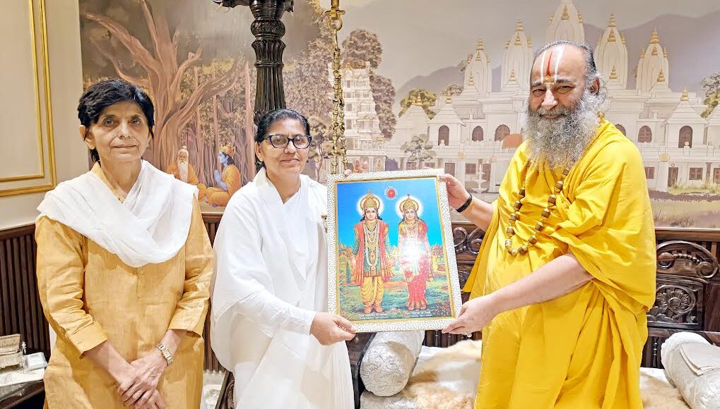 The *Raksha Sutra* is not merely a thread; it is a symbol of unwavering faith: Swami Purushottamacharya Maharaj.