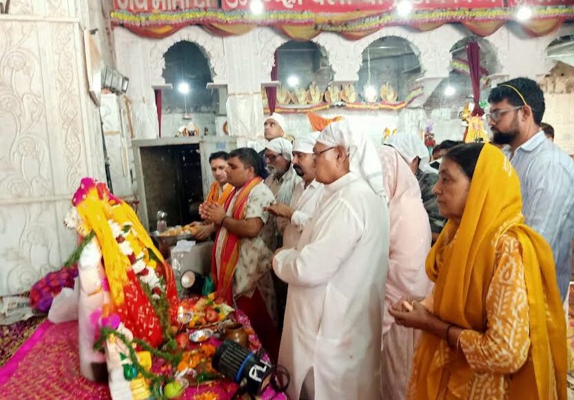 Ganpati Mahotsav begins with great fanfare at the Maharani Vaishno Devi Temple; installation of Lord Ganesha.