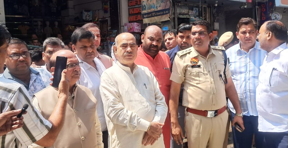 Fire wreaks havoc in Ballabhgarh Main Bazaar, two shops burnt to ashes