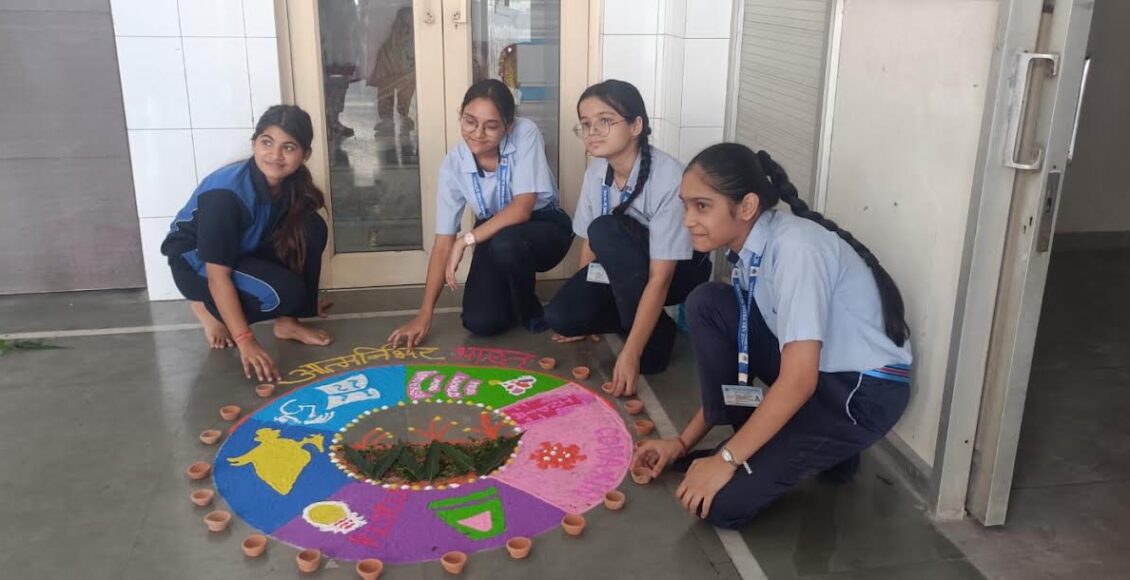 Students conveyed a message of environmental conservation during the 'Seva Sankalp Abhiyan' campaign.