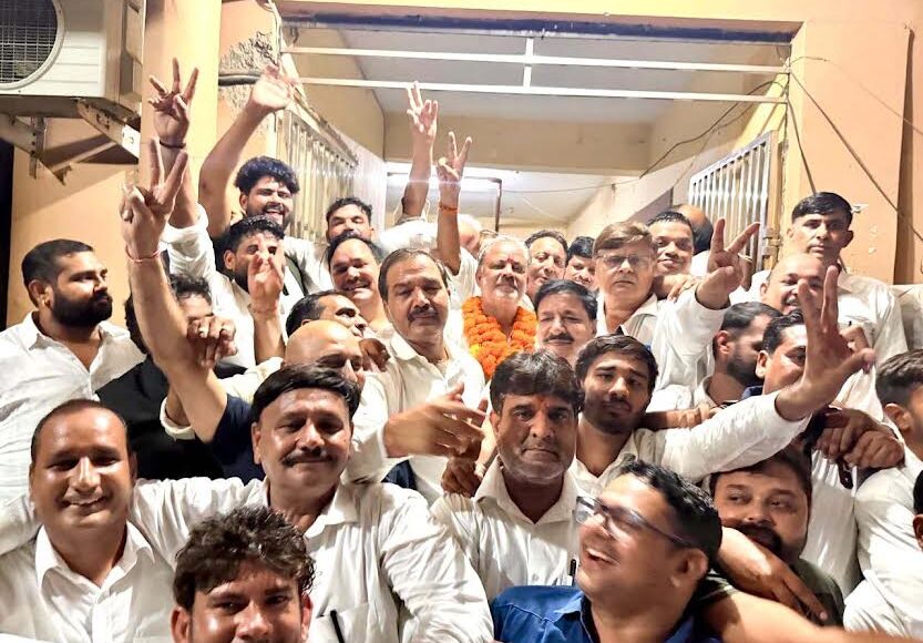 Bobby Rawat becomes President of the District Bar Association, Faridabad.