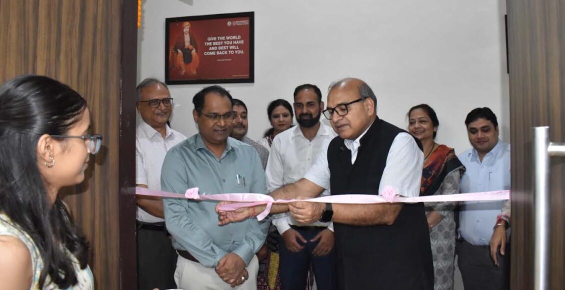Vice-Chancellor Prof. Rajiv Kumar inaugurated the renovated Registrar's office.