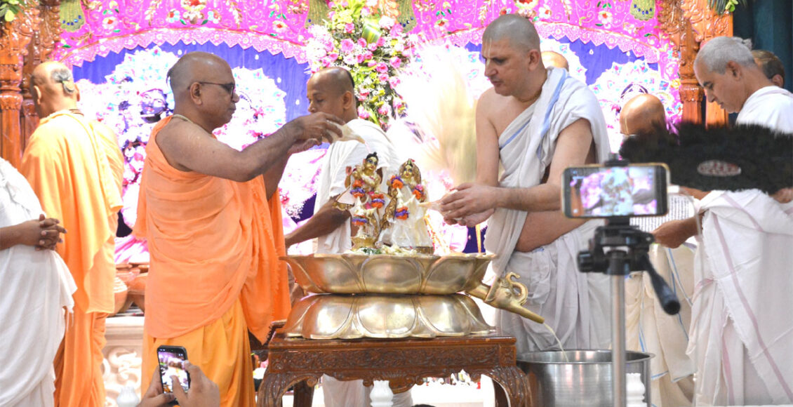 इस्कॉन सेक्टर-37 में श्रद्धा और उल्लास के साथ मनाई गई राधाष्टमी