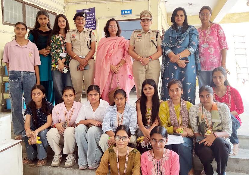 Students from Aggarwal College visited the Women's Police Station for an educational tour.