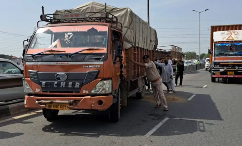 Truck crushed woman while crossing the highway, died