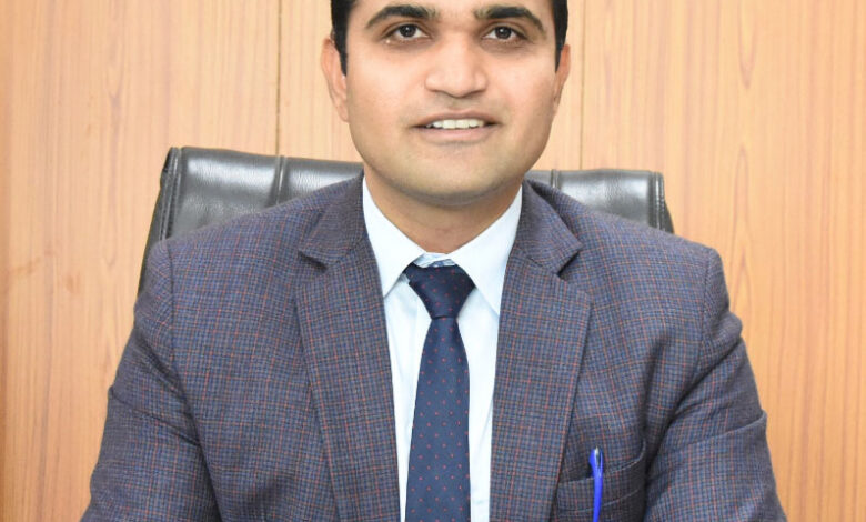 जिला में 9वां अंतर्राष्ट्रीय योग दिवस का भव्य आयोजन किया जाएगा: डीसी विक्रम सिंह