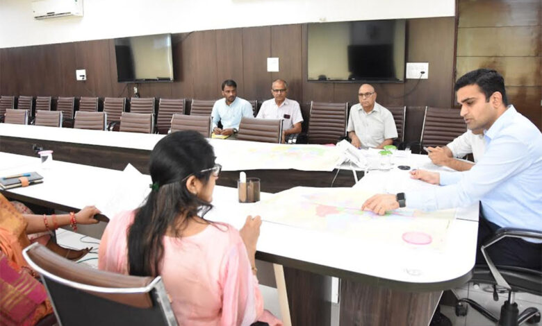 एमसीएफ की डीलिमिटेशन/ वार्डबंदी का फाइनल ड्राफ्ट बना कर भेजा हरियाणा निर्वाचन आयोग के मुख्यालय : डीसी कम जिला निर्वाचन अधिकारी विक्रम सिंह