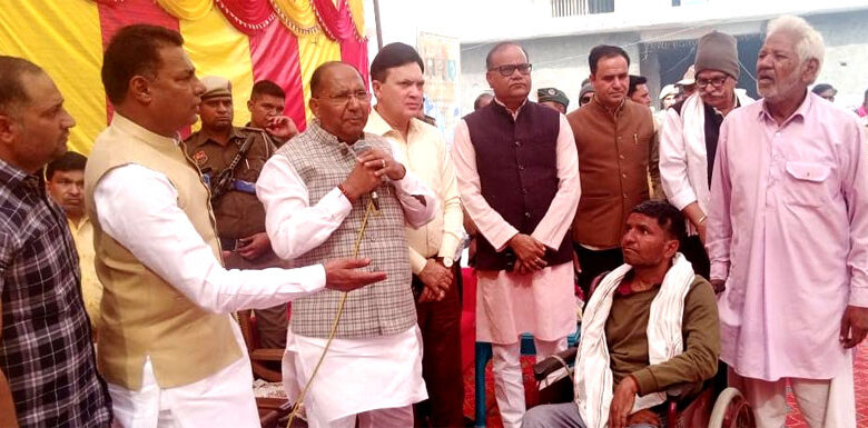 विधायक नरेंद्र गुप्ता ने पृथला विधानसभा क्षेत्र के गांव बुखारपुर और दयालपुर में जन संवाद कार्यक्रम कर, सुनी लोगों की समस्याएं