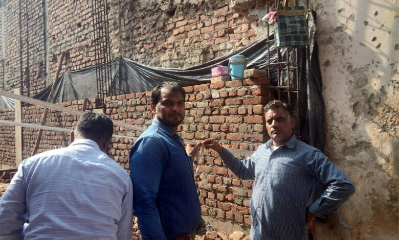 पांच निर्माणाधीन बिल्डिंग सील, 70 हजार का जुर्माना किया