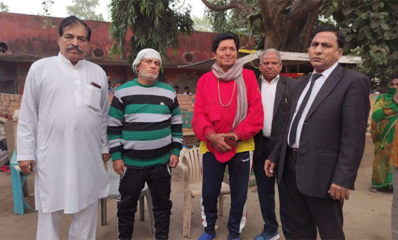 दो बेसहारा बुजुर्गो का सहारा बना ताऊ देवीलाल वृद्वाश्रम