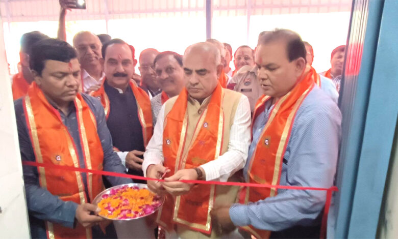 केबीनेट मंत्री पंडित मूलचन्द शर्मा ने किया 10 रूपये वाली बद्रीविशाल रसोई का उदघाटन